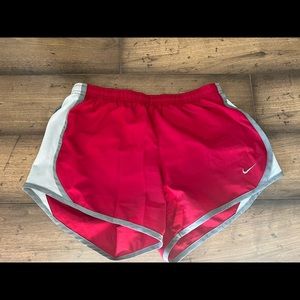 Nike lined shorts size large (smaller fit for a large)